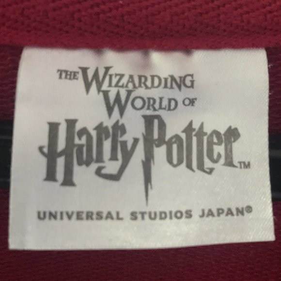 HARRY POTTER GRYFFINDOR JACKET - Picture 5 of 5